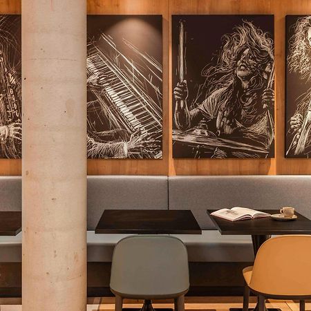 Ibis Paris Gare Montparnasse Catalogne Hotel Bagian luar foto