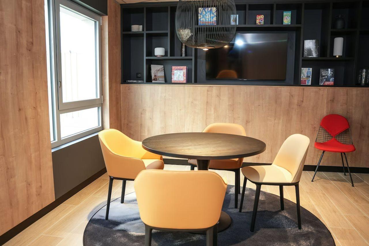 Ibis Paris Gare Montparnasse Catalogne Hotel Bagian luar foto