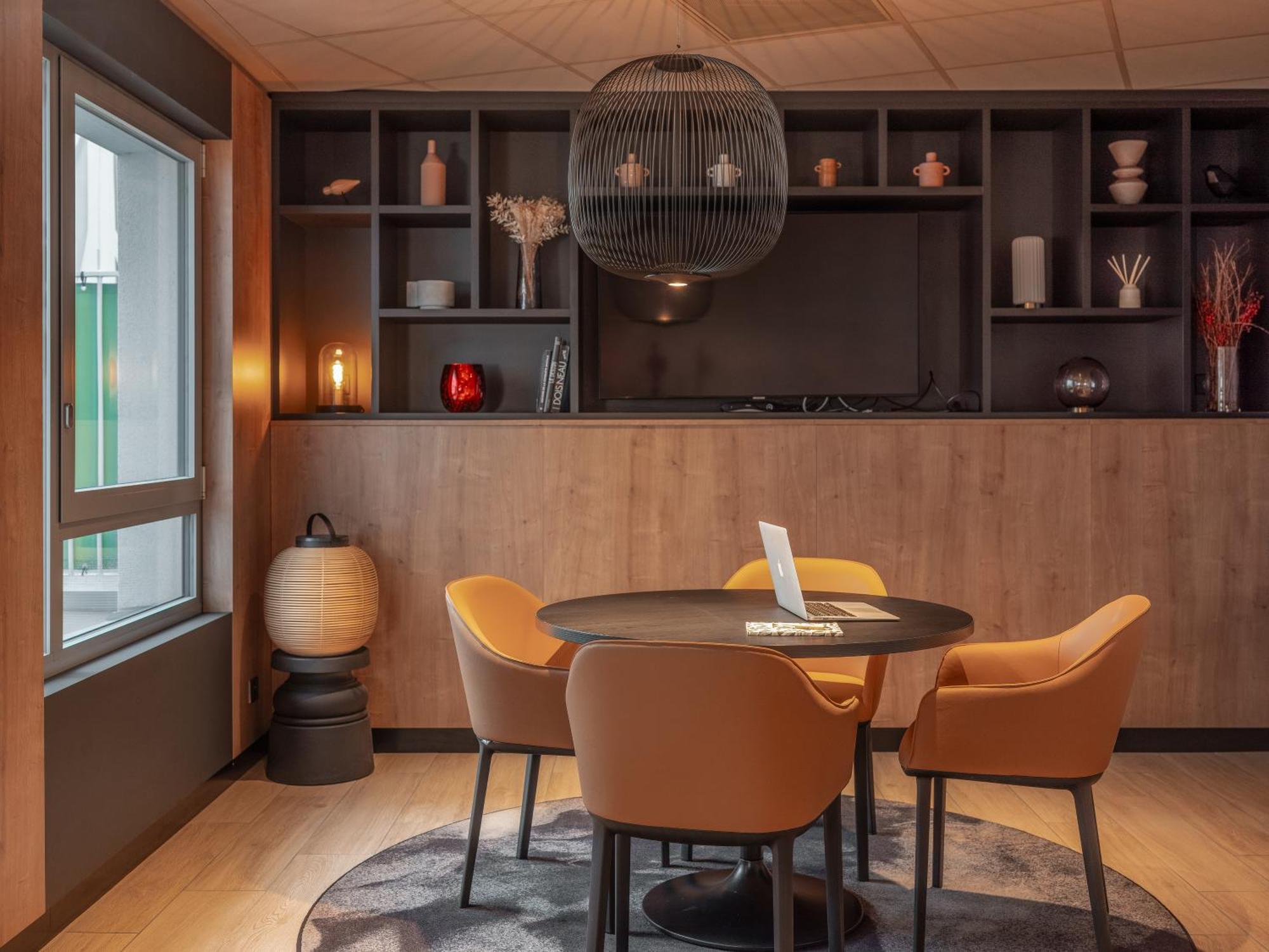 Ibis Paris Gare Montparnasse Catalogne Hotel Bagian luar foto