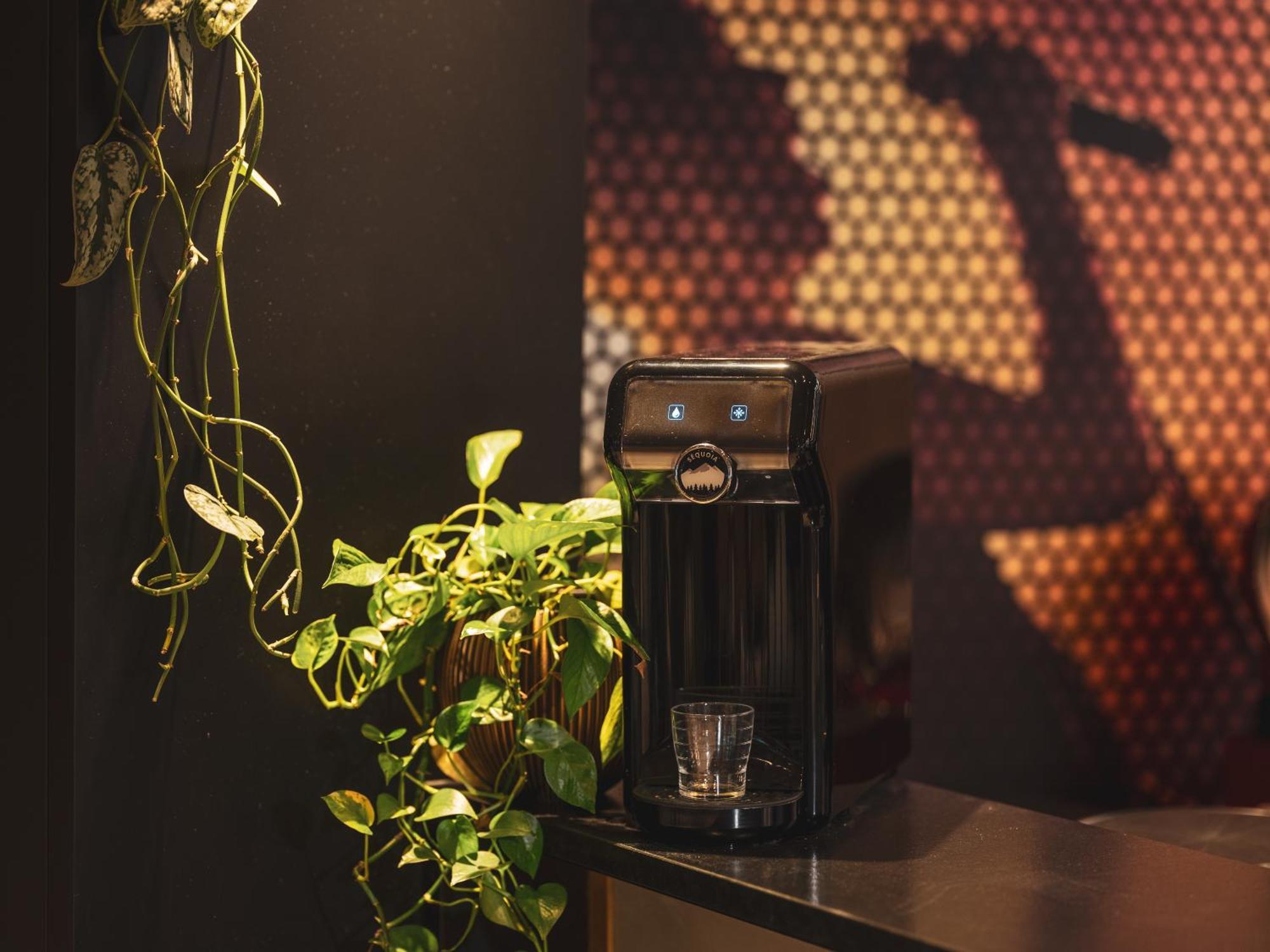 Ibis Paris Gare Montparnasse Catalogne Hotel Bagian luar foto