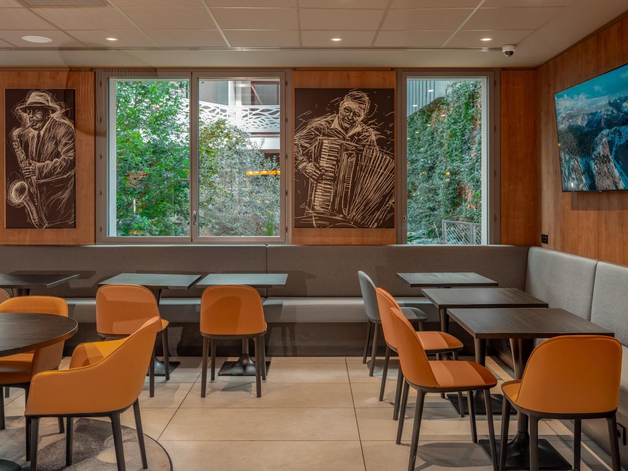 Ibis Paris Gare Montparnasse Catalogne Hotel Bagian luar foto
