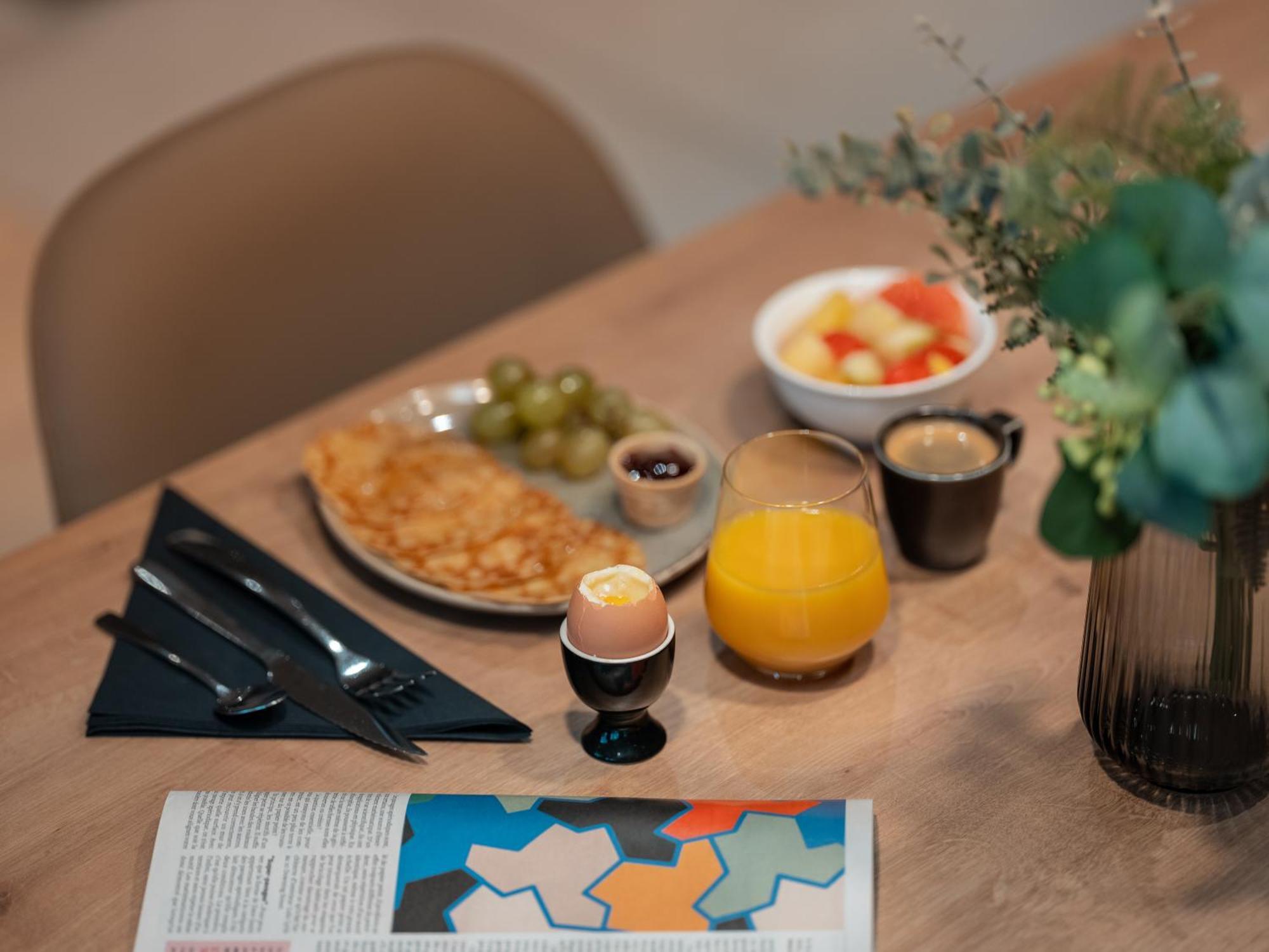 Ibis Paris Gare Montparnasse Catalogne Hotel Bagian luar foto